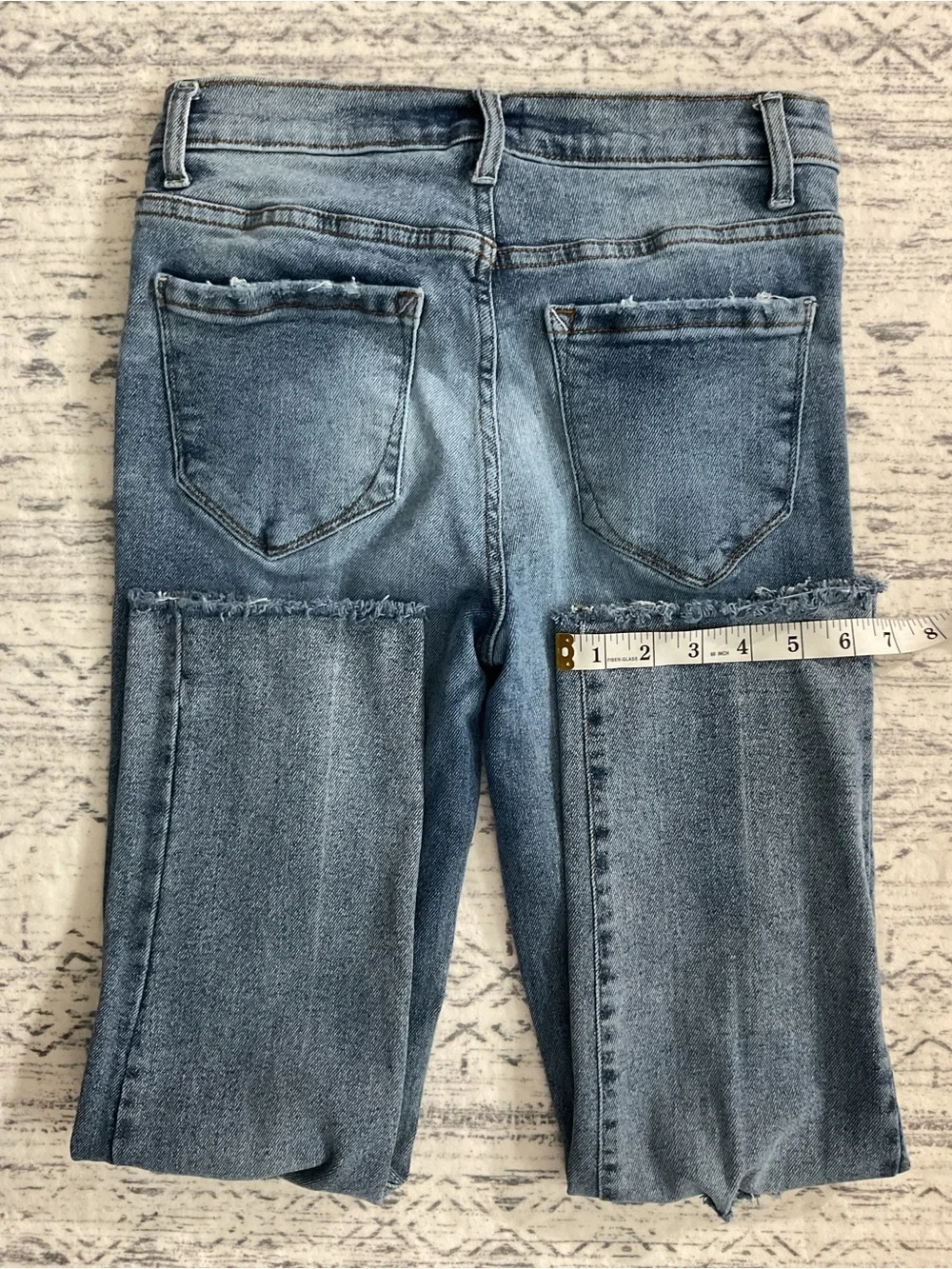 Kensie Vintage Luxe Collection Slim High-Rise Distressed Cropped Jeans